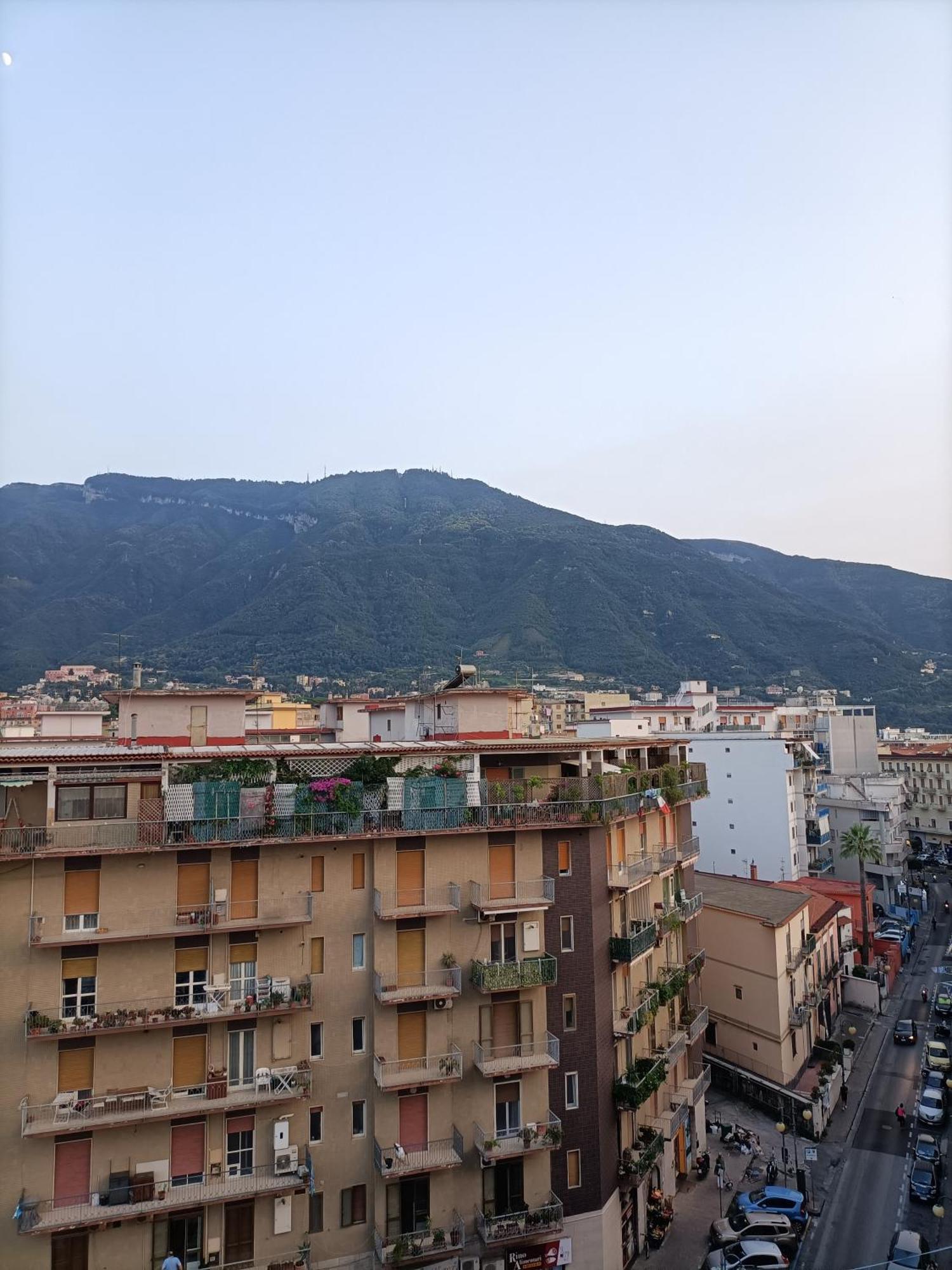 Bed and Breakfast Butterfly House Castellammare di Stabia Exterior foto